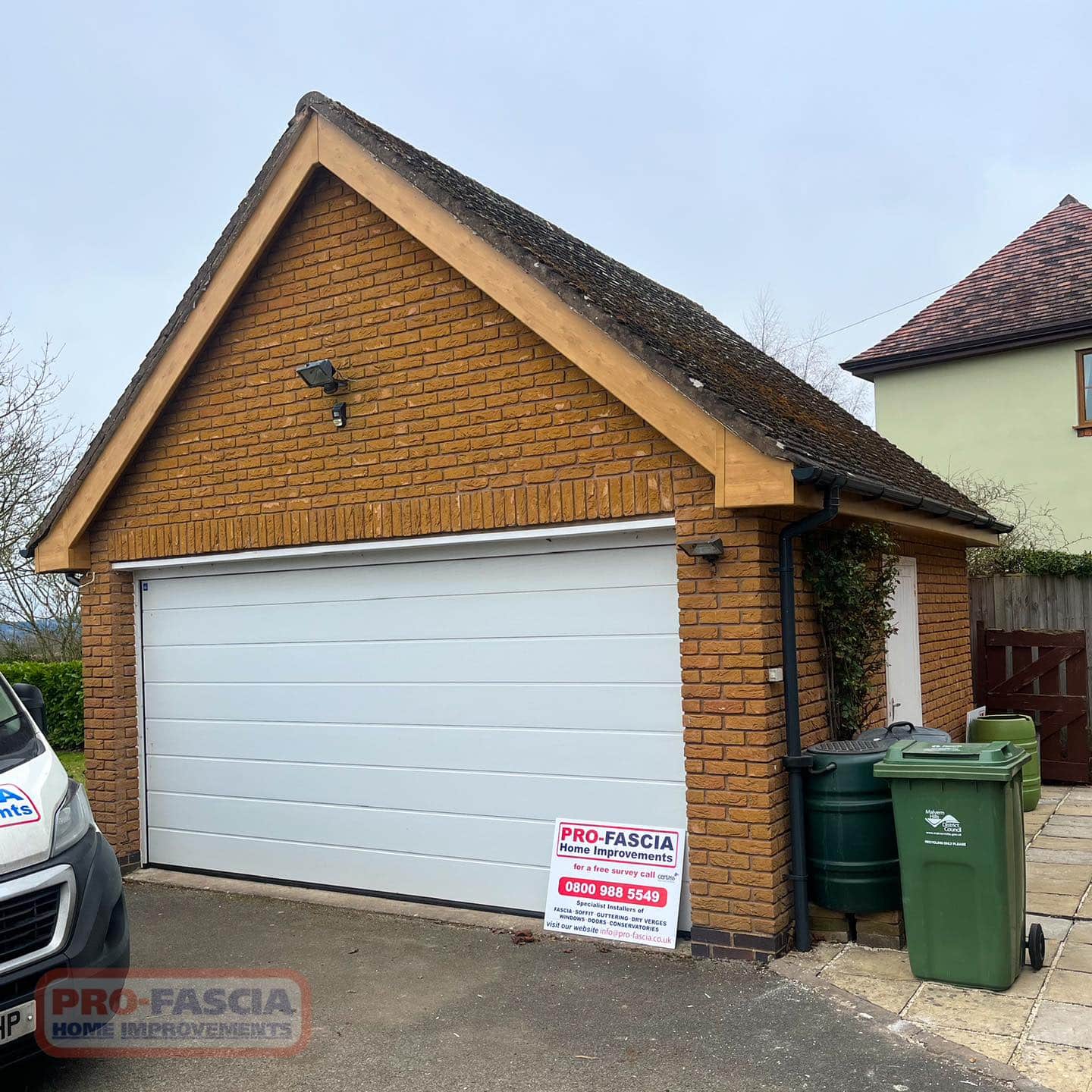 Pro-Fascia Home Improvements: Stunning Roofline and Cladding Upgrade in Lower Broadheath